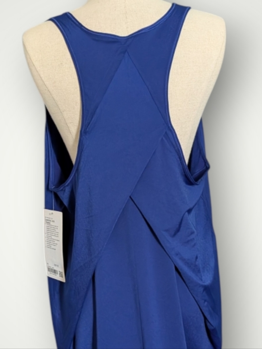 Lululemon NWT Essential Tank Top Pleated - Picture 6 of 11